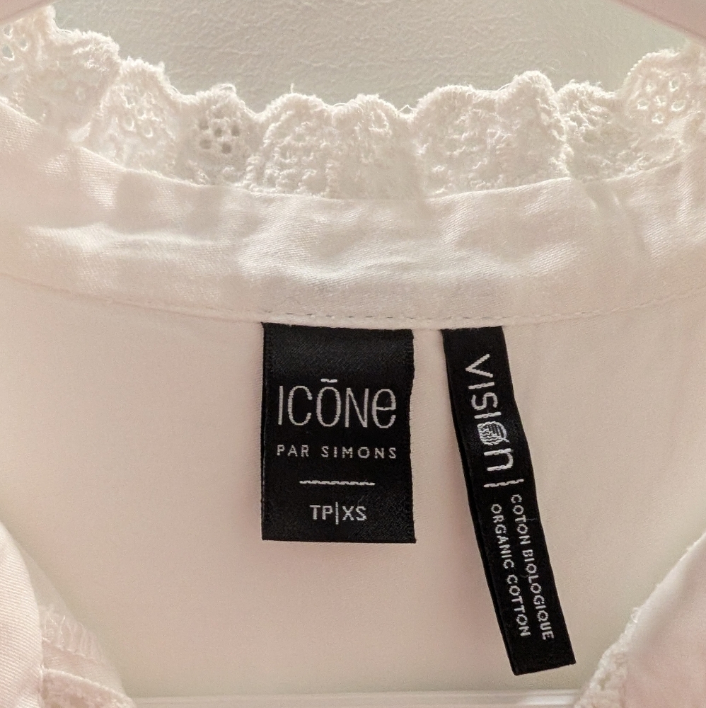 EUC ICONE Women's White XS Blouse🤍 - Picture 2 of 4